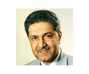 Pakistan's nuclear father dissolves political party