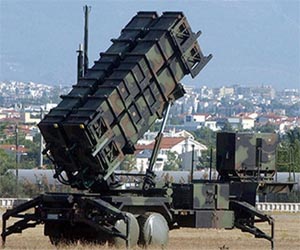 US Patriot missiles begin arriving in Turkey