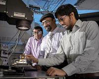 Challenge to classic theory of 'organic' solar cells could improve efficiency