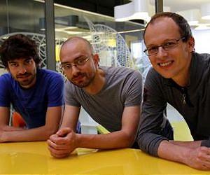 Carbon nanotubes for molecular magnetic resonances
