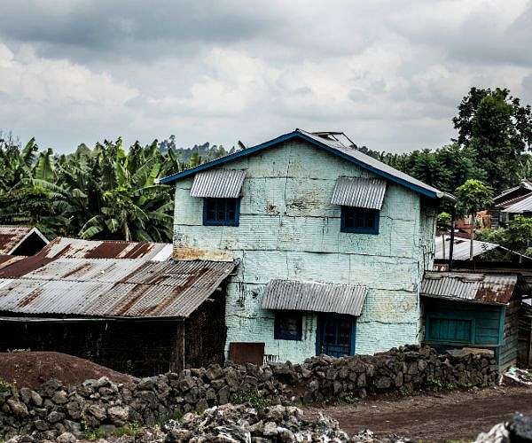 Kinshasa deploys excavators against illegally built homes