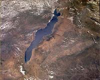 Too many fishermen cause stocks to dwindle in giant Lake Malawi