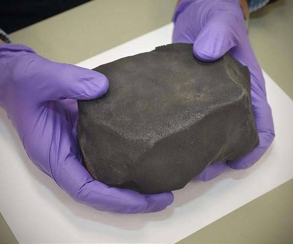 Two meteorites are providing a detailed look into outer space