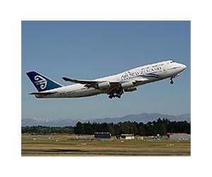 Volcano ash disrupts New Zealand flights