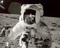 Microwaving Water From Moondust