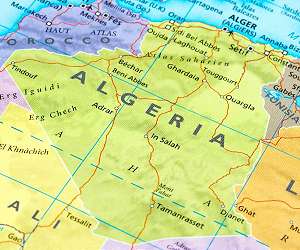 Algeria will decide 'in its interests' on airspace: minister