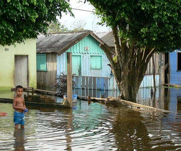 Ten dead, 21 missing after heavy rains in Brazil