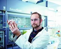 Chemistry student in sun harvest breakthrough