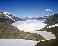 Scientists Probe Antarctic Glaciers For Sea Level Clues