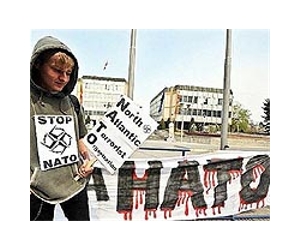 NATO protesters arrested in Chicago before summit