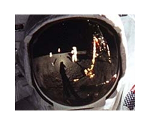 Armstrong relives historic Moon landing