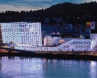 Calling all artists: apply now for art and science residency
