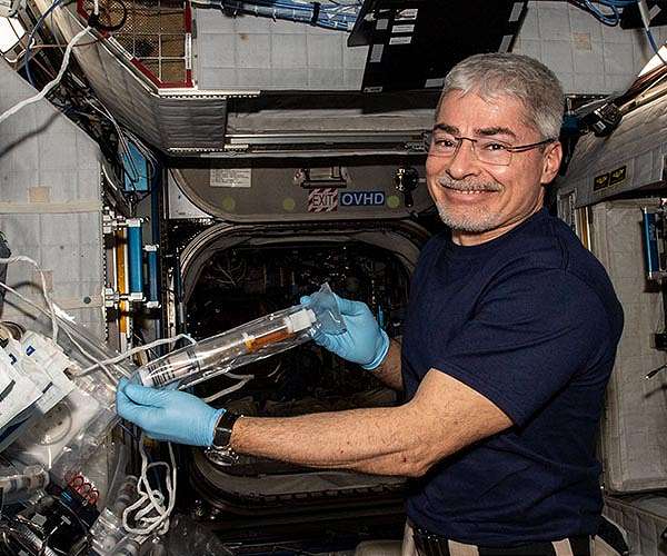US astronaut to ride Russian spacecraft home during tensions