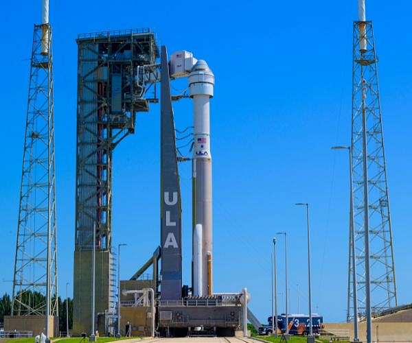 Boeing Starliner's crewed launch abruptly halted, again