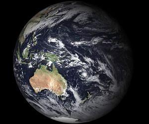 The true raw material footprint of nations