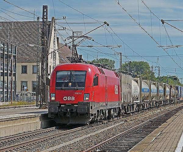 Big batteries on wheels can deliver zero-emissions rail while securing the grid