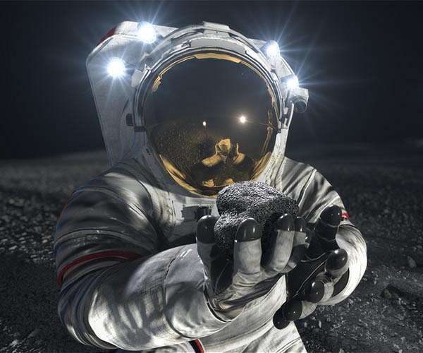 Next-generation spacesuits on drawing board for NASA moon mission