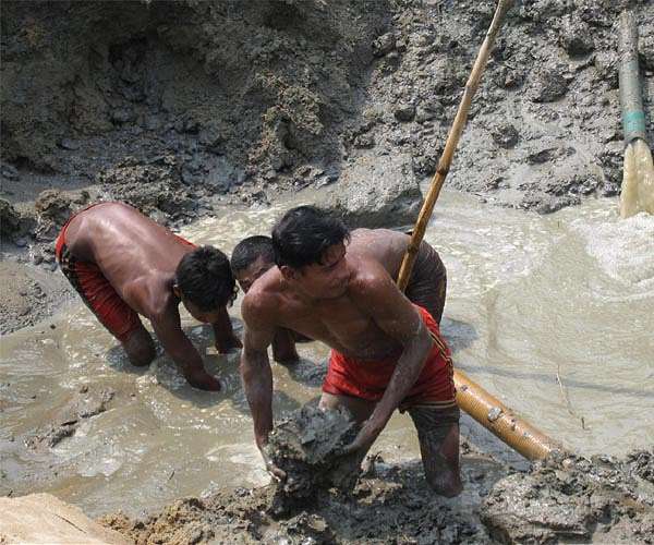 26 more dead in India monsoon fury, waters recede in Bangladesh