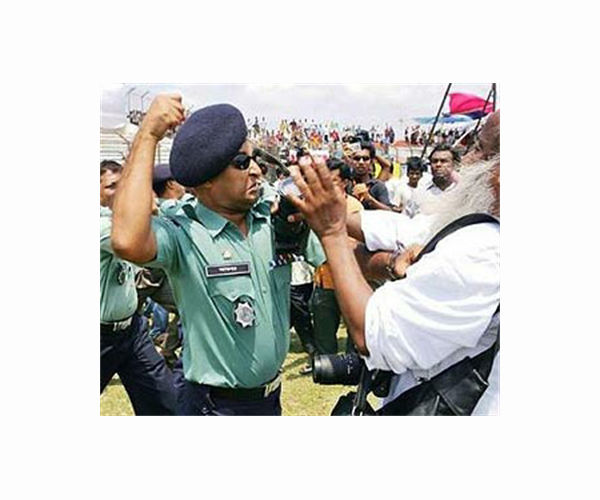 Bangladesh launches $5bn graft probe into Hasina's family
