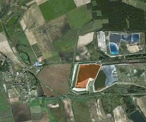 Hungary bans foreign farmland ownership