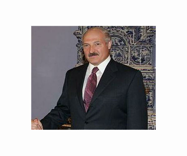 Belarus borders still open despite Lukashenko 'war' talk