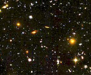 Astronomers Discover That Galaxies Are Either Asleep or Awake