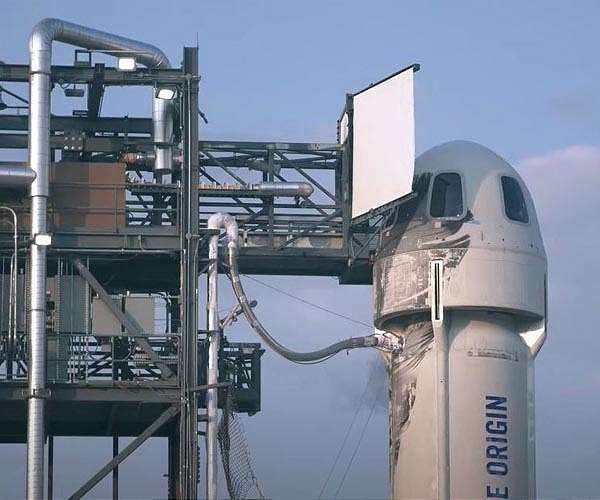 Jeff Bezos' Blue Origin pushes back return to space