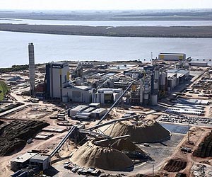 Canada invests Can$278 million in 'greener' paper