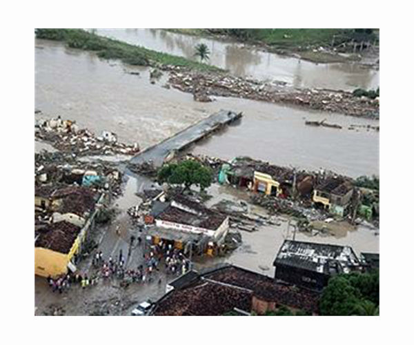 Brazil rescuers end search after storms that killed 128
