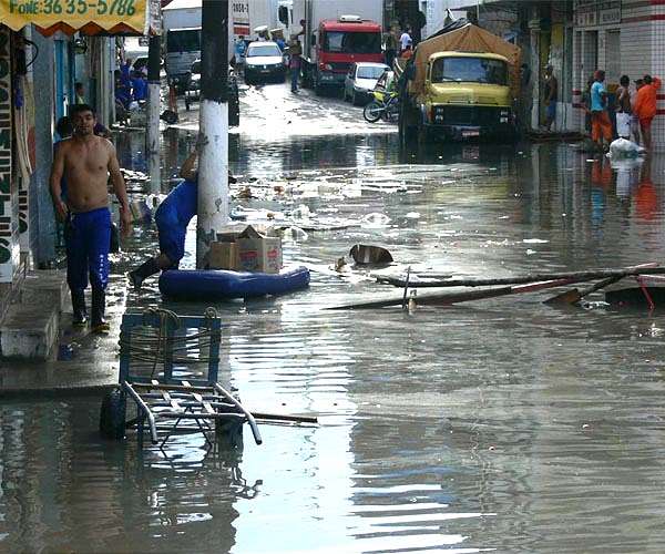 Waterways in Brazil's Manaus choked by tons of trash