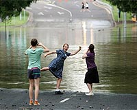 Deadly flash floods hit storm-battered Australian city