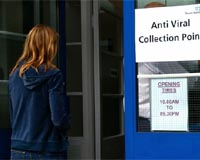 Swine flu 'may have plateaued' in Britain: officials