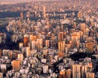 Argentine youth long for pricey high-tech gadgets