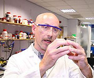 Molecular nano-spies to make light work of disease detection