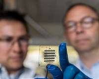 Nanostructure boosts stability of organic thin-film transistors