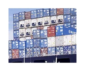 US trade gap widens as Chinese imports surge