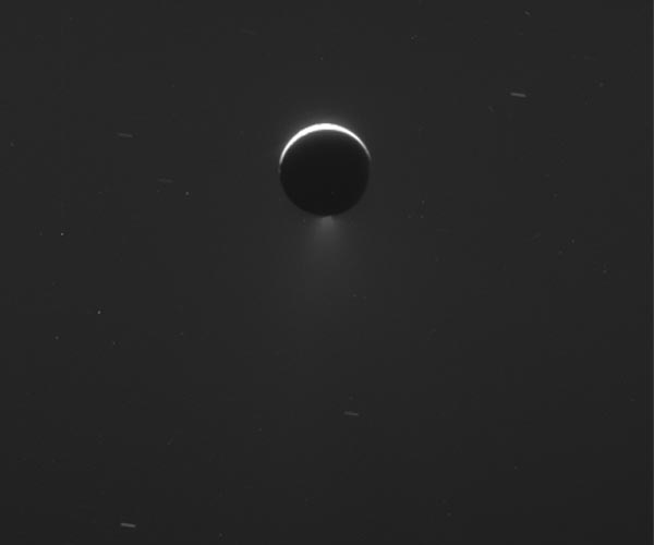 Some Icy Exoplanets May Have Habitable Oceans and Geysers