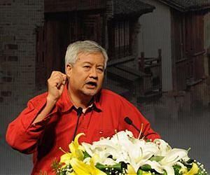 Chinese-American billionaire blogger held on 'sex charges'