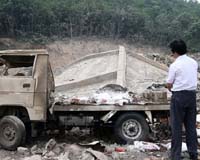 China calls for more than 120 to be punished over chemical blast