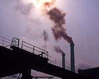 China closes factory after 300 children poisoned: report