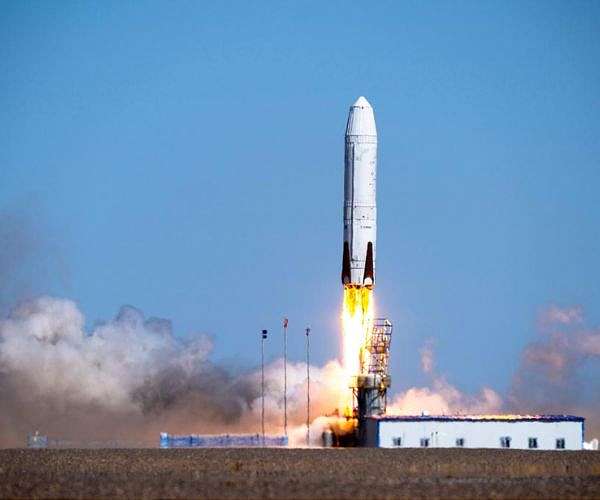 Chinese company to sell tickets for space tourism flights in 2027