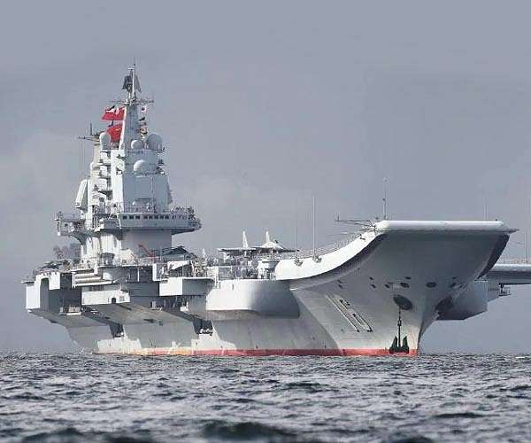 Chinese aircraft carrier passes through Taiwan Strait