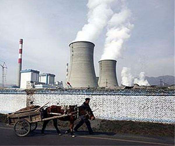 China emissions peak likely closer to 2028: expert survey