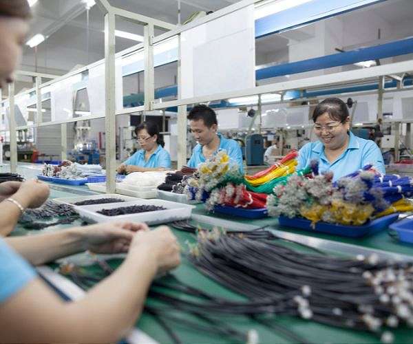 China's factory activity grows for second straight month