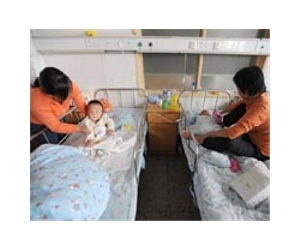 China woman sentenced to death over poisoned milk