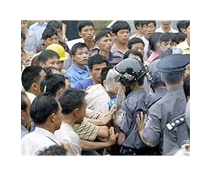 Police surround China village for Catholic celebration
