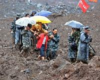 China landslide deaths rise to 25