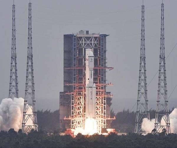 China's first commercial spaceport launches 18 satellites