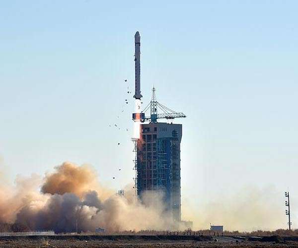 China launches 3 new satellites