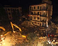 China govt offers financial relief in quake-hit areas